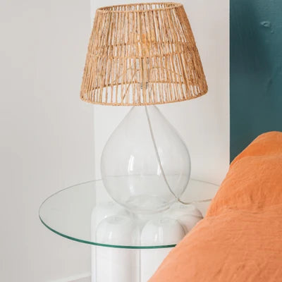 TAVOLINO GUÉRIDON IN CERAMICA E VETRO
